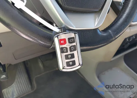 2020 Toyota Sienna Xle из США, поврежденный, VIN 5TDYZ3DC5LS024990